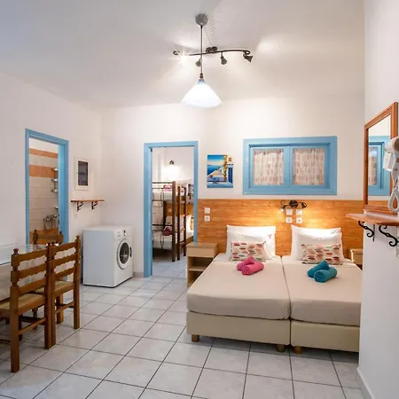Apartment Kontaratos & *