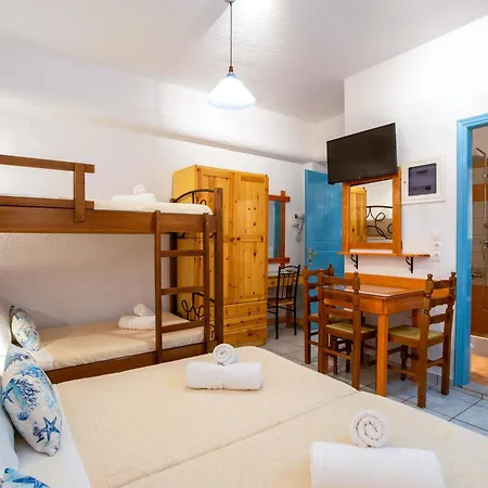 Kontaratos & Apartman *