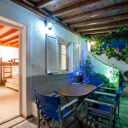 Apartamento Kontaratos & Páros