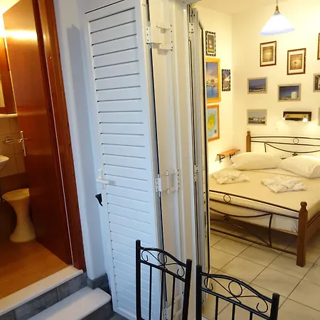 아파트 Kontaratos &