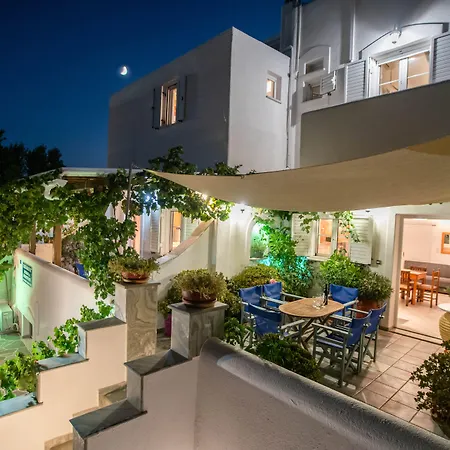 דירה Kontaratos & *