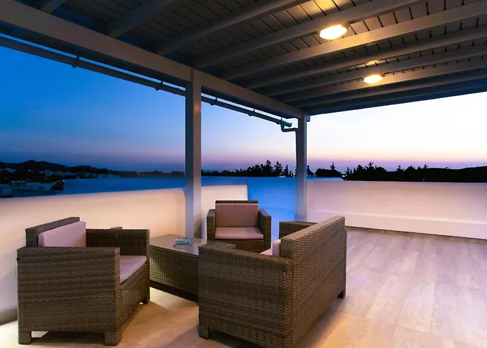 Kontaratos & Apartment Parikia (Paros)