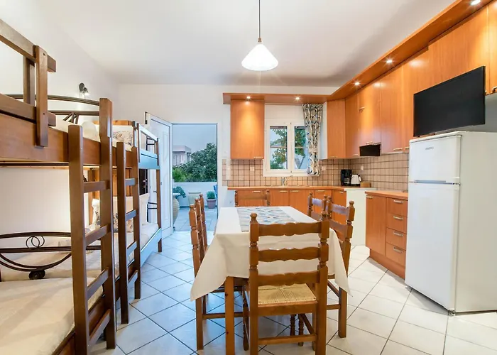 Kontaratos & Apartment Parikia (Paros)