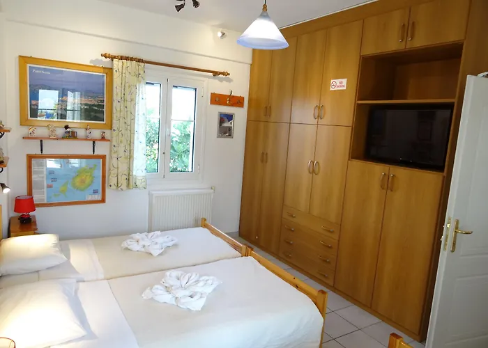 Daire Kontaratos & Páros