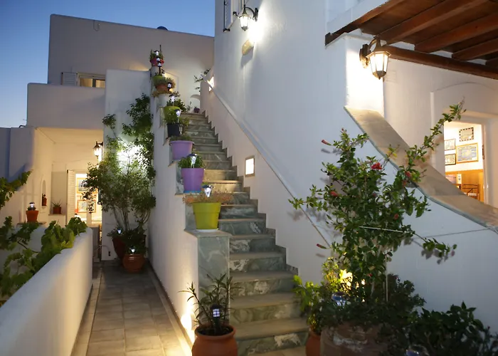 Daire Kontaratos & Páros