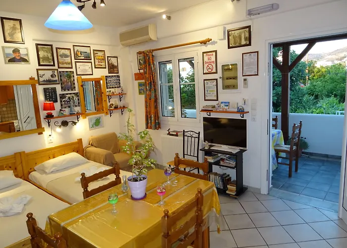 Kontaratos & Daire Páros