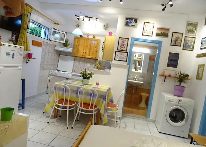 Kontaratos & Daire *